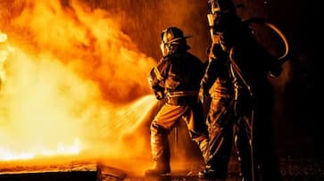 A huge fire broke out in a nine-storey building.. Four people were injured..ISR A huge fire broke out in a nine-storey building.. Four people were injured..ISR
