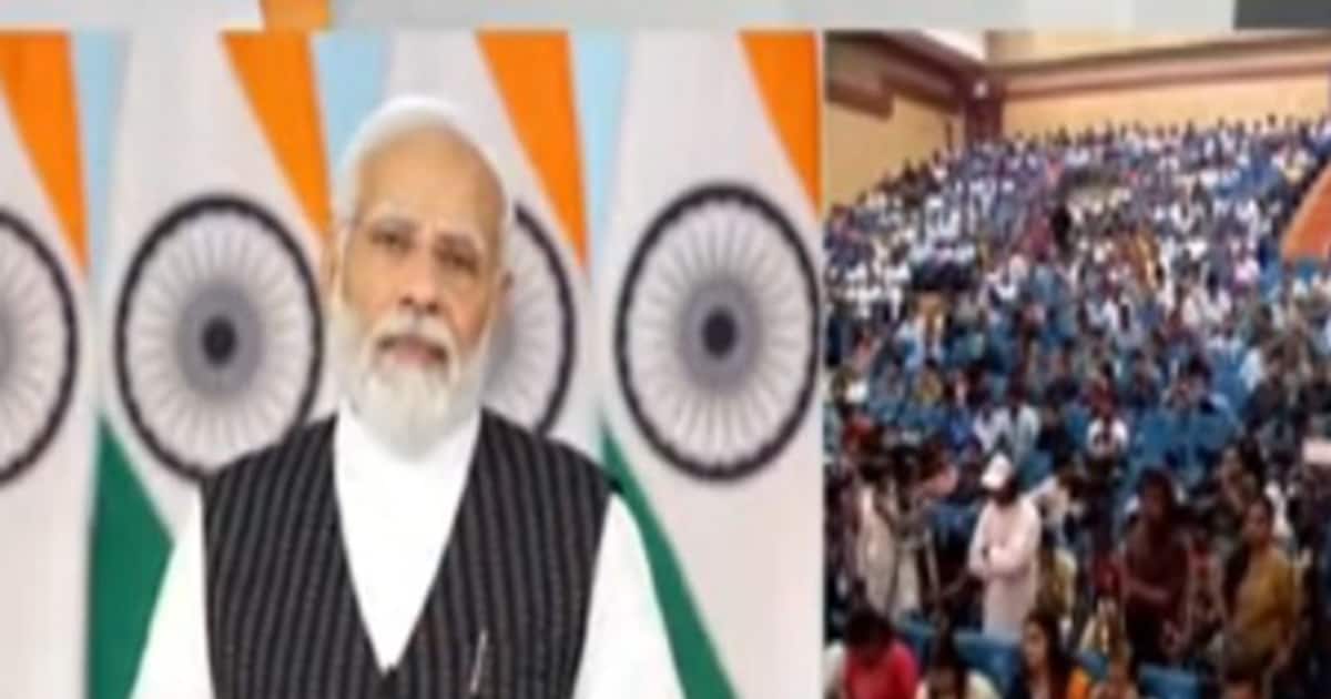 வேலைவாய்ப்பு மேளா: 70000 பேருக்கு பணிநியமன ஆணைகள் வழங்கும் பிரதமர் மோடி!