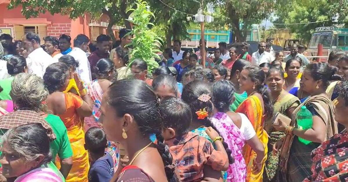 திண்டுக்கல்லில் கோவில் திருவிழாவில் இரு தரப்பினரிடையே மோதல்; பதற்றம் காரணமாக போலீசார் குவிப்பு