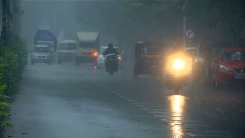 isolated rain with thunderstorm expected in three districts of Kerala in the coming hours as per IMD afe