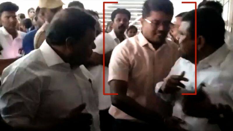Ramanathapuram District Collector pushed down issue.. Sasikala condemned