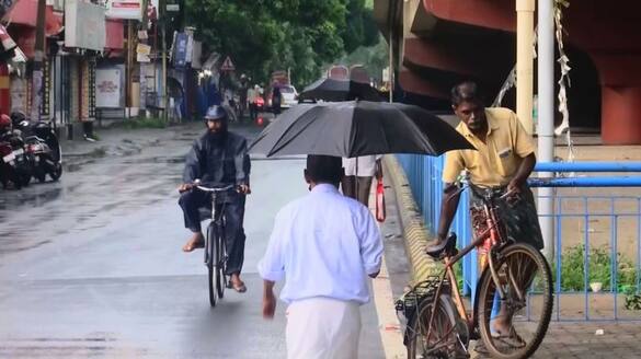 Kerala summer rain yellow alert issued in 11 districts 