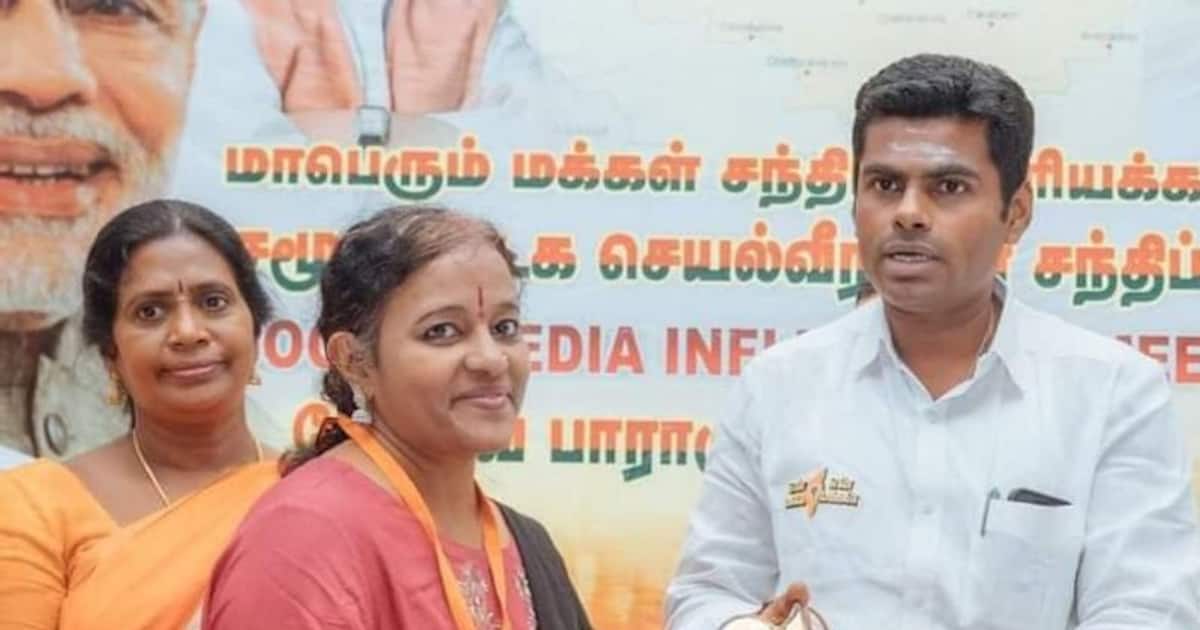 Uma Gargi Arrest : அண்ணாமலையிடம் விருது வாங்கிய உமா கார்க்கி..! அடுத்த நாளே கைது செய்த போலீஸ்- காவல்நிலையத்தை முற்றுகையிட்ட பாஜக