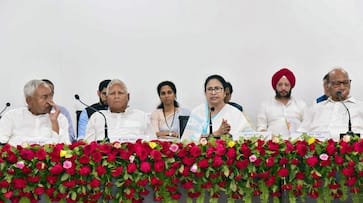 Bengaluru Opposition meet : Seat sharing, alliance name on agenda as huddle begins lns Bengaluru Opposition meet : Seat sharing, alliance name on agenda as huddle begins lns