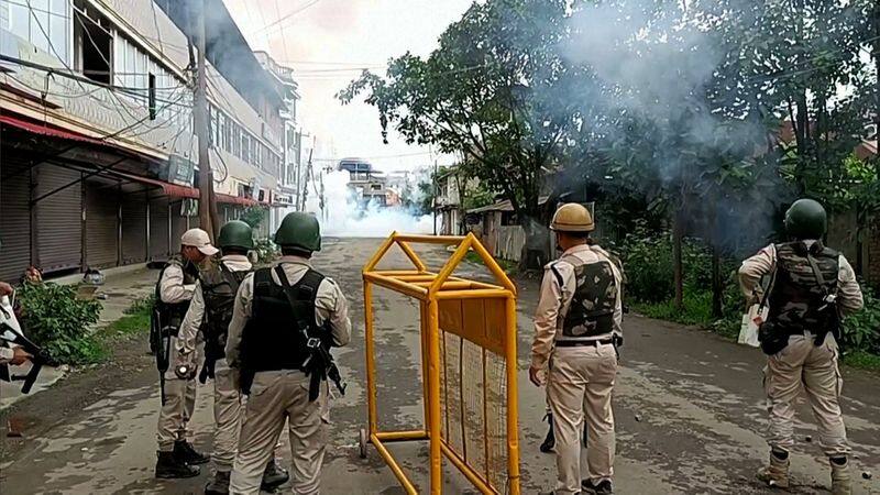 Manipur cops fire at mob trying to loot arms, one dead