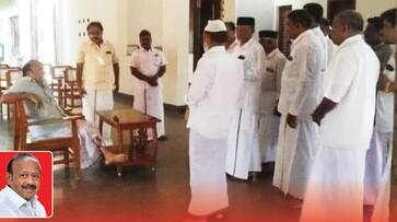 Seeman condemned Minister MRK for not giving due respect to those who came to meet him Seeman condemned Minister MRK for not giving due respect to those who came to meet him