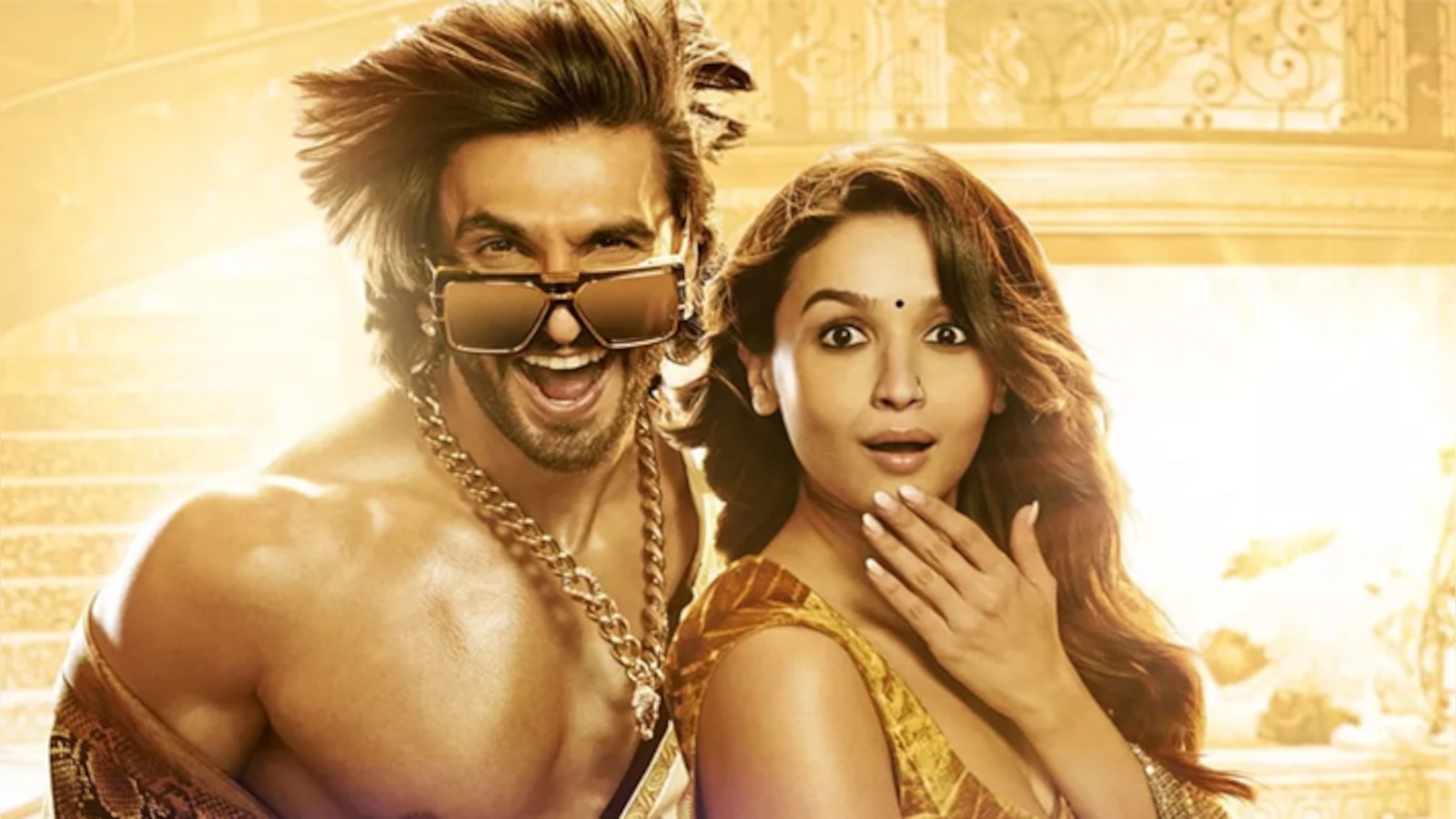 RRKPK: Ranveer Singh, Alia Bhatt steamy scenes from extended uncut medley  goes viral [WATCH]