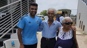 Indian Players Rohit Sharma, Virat Kohli, Rahul Dravid, Ravichandran Ashwin and Shubman Gill meets West Indies Legends Sir Gary Sobers Indian Players Rohit Sharma, Virat Kohli, Rahul Dravid, Ravichandran Ashwin and Shubman Gill meets West Indies Legends Sir Gary Sobers