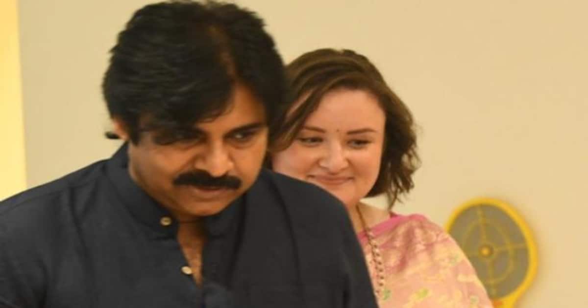 Pawan Kalyan's photo with wife Anna Lezhneva amid 'divorce' rumours
