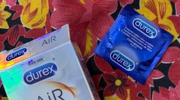 Condom in mother's closet.. Daughter took photo and put it on Twitter.. Netizens participate Condom in mother's closet.. Daughter took photo and put it on Twitter.. Netizens participate