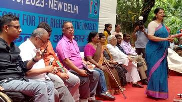 Kanimozhi mp participated Dharna in support of physically challenged people Kanimozhi mp participated Dharna in support of physically challenged people