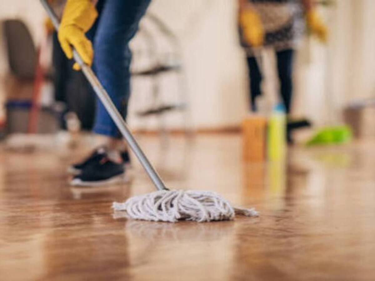 9 Essential Floor cleaning things that are good to know!