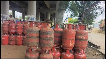 Public appeal to dispose of cylinders placed in public places in Karur Public appeal to dispose of cylinders placed in public places in Karur