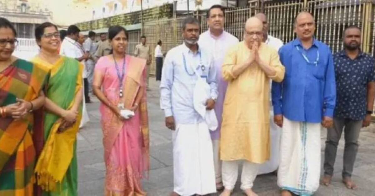 பெரும் எதிர்பார்ப்பு.. சந்திரயான் 3 மாடலை வைத்து இஸ்ரோ விஞ்ஞானிகள் திருப்பதியில் சாமி தரிசனம்.. 