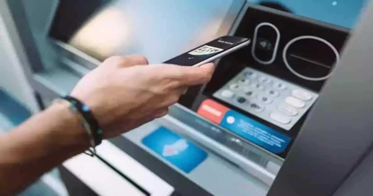 டெபிட் கார்டு இல்லையா கவலை வேண்டாம்: செல்போன் மூலம் ஏடிஎம்-இல் பணம் எடுப்பது எப்படி?