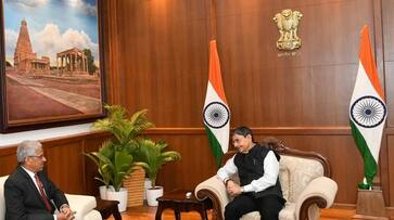 Tamil Nadu Chief Secretary Shiv Das Meena met Governor Ravi Tamil Nadu Chief Secretary Shiv Das Meena met Governor Ravi