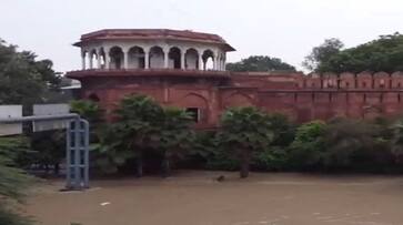 Delhi rains Flood water reaches the RedFort Delhi rains Flood water reaches the RedFort