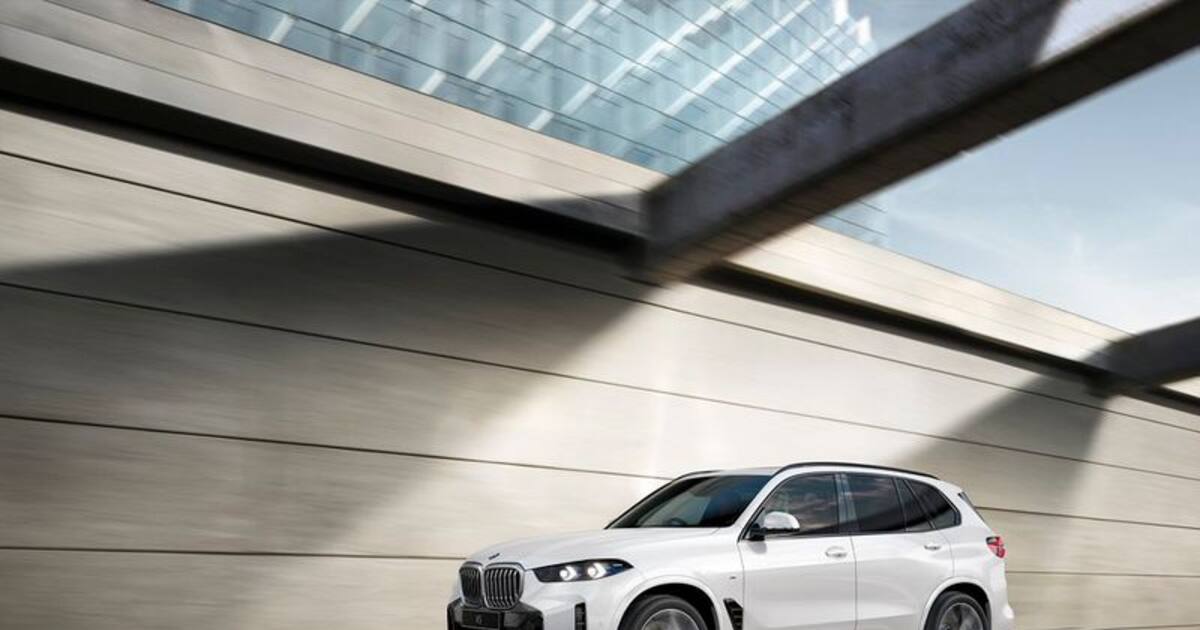 5.4 வினாடியில் 100 கி.மீ வேகத்தில் பறக்கும் பிஎம்டபிள்யூ எக்ஸ்5 கார்! முழு விவரம் இதோ