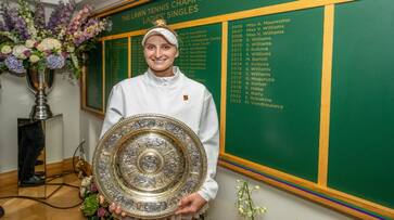 Marketa Vondrousova becomes Wimbledon champions after beating Ons Jabeur Marketa Vondrousova becomes Wimbledon champions after beating Ons Jabeur