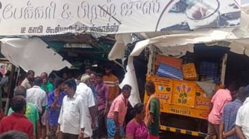 Fish van lost control and hit three people in tea shop near ottanchathiram Dindigul Fish van lost control and hit three people in tea shop near ottanchathiram Dindigul