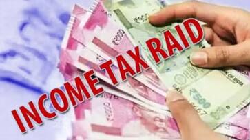 It raid in famous youtuber house in Uttar Pradesh 24 lakh cash found while raid It raid in famous youtuber house in Uttar Pradesh 24 lakh cash found while raid