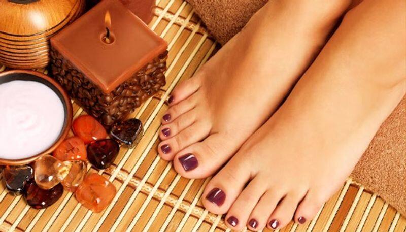 simple smelly feet hacks home remedies in tamil mks