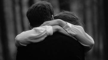 How Hug helps you to relax and more benefits of hugging How Hug helps you to relax and more benefits of hugging