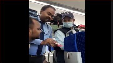 Halal ragada in Vande Bharat Express.. Why is it being given in the month of Shravan, passenger fire.. Video viral..ISR Halal ragada in Vande Bharat Express.. Why is it being given in the month of Shravan, passenger fire.. Video viral..ISR