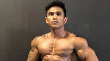 Gym Trainer from Indonesia died after a 210 kilo barbell fell on his neck while training Gym Trainer from Indonesia died after a 210 kilo barbell fell on his neck while training