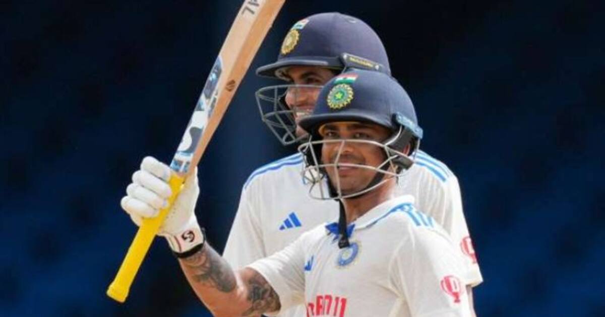 விக்கெட் கீப்பராக தோனி சாதனையை முறியடித்து 2ஆவது இடத்திற்கு முன்னேறிய இஷான் கிஷான்!