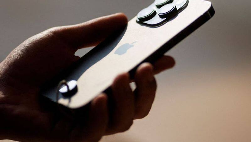 West Bengal couple sells baby to buy i Phone