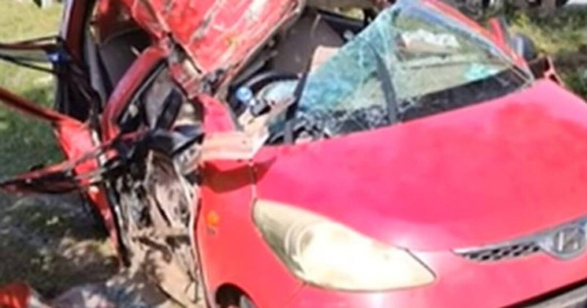 கட்டுப்பாட்டை இழந்து தாறுமாறாக ஓடிய கார்.. குழந்தை உட்பட ஒரே குடும்பத்தை சேர்ந்த  4 பேர் உயிரிழந்த பரிதாபம்..!