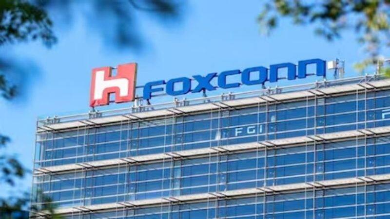 Foxconn to invest Rs 1,600 crore in Tamil Nadu, open electronics component facility near Chennai