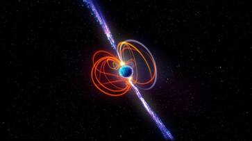 Scientists Discover Mysterious Light Blinking Every 20 Minutes In Space Scientists Discover Mysterious Light Blinking Every 20 Minutes In Space