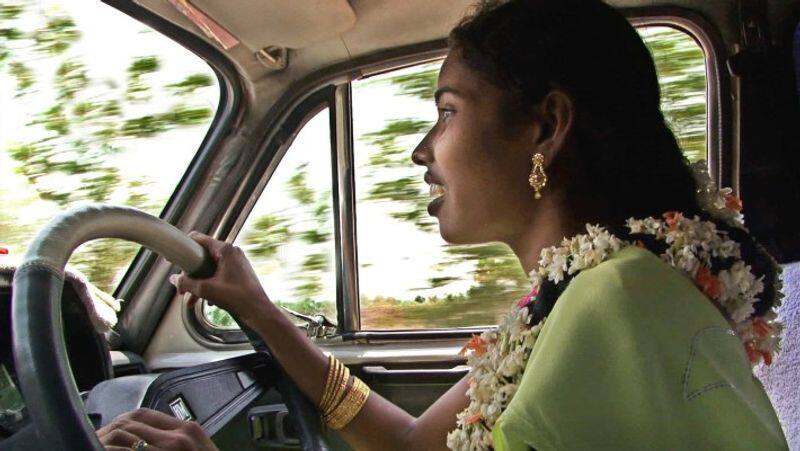 inspirational story of india's first cab driver selvi kunjigauda ZKAMN