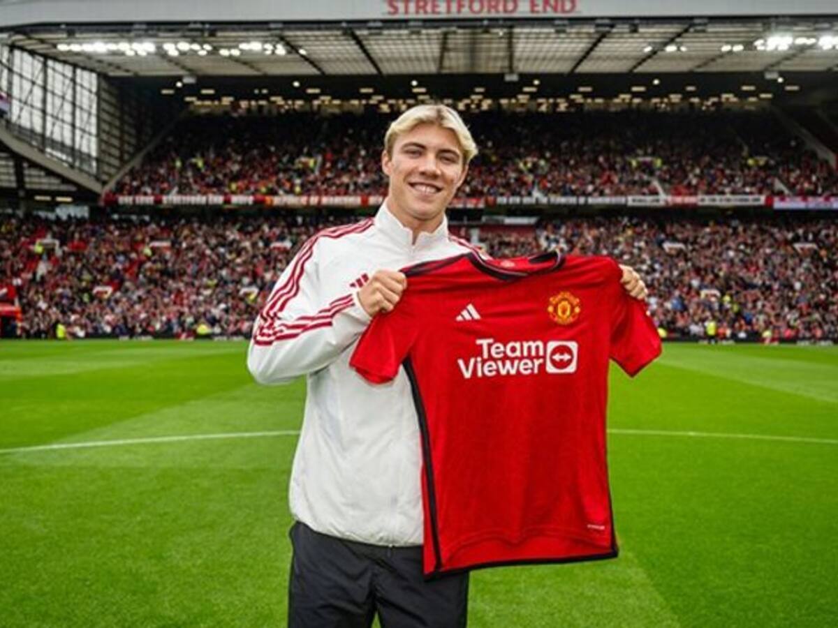 Why Manchester United couldn't sell Rasmus Hojlund's shirt