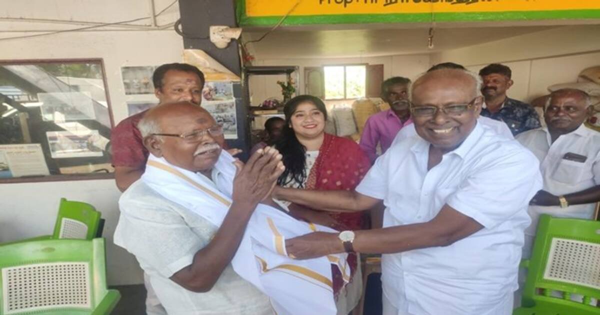 மாநகராட்சி பள்ளிகளுக்கு ரூ.2 கோடி நன்கொடை அளித்த மதுரை வத்தல் வியாபாரி!