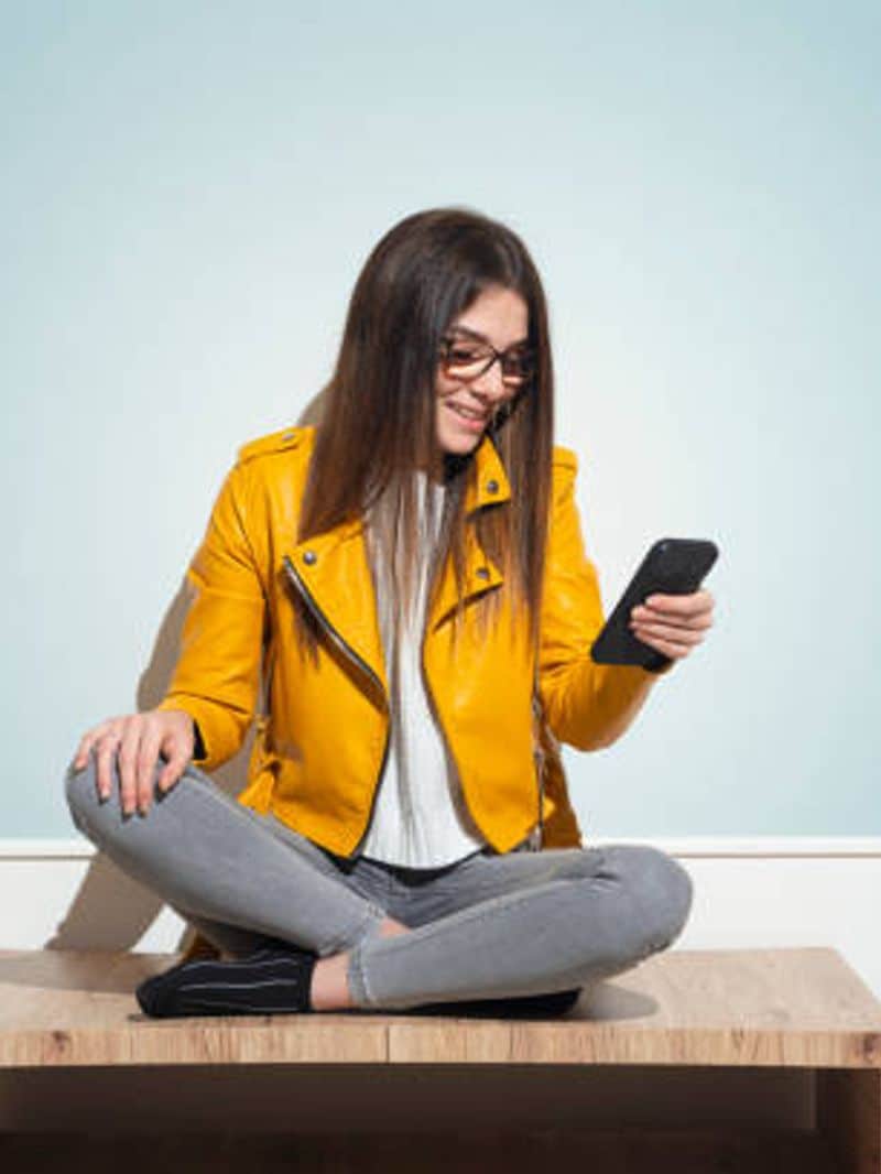 இந்த சூழ்நிலைகளில் உங்கள் மொபைல் போனை ஒருபோது பயன்படுத்தாதீர்..!!