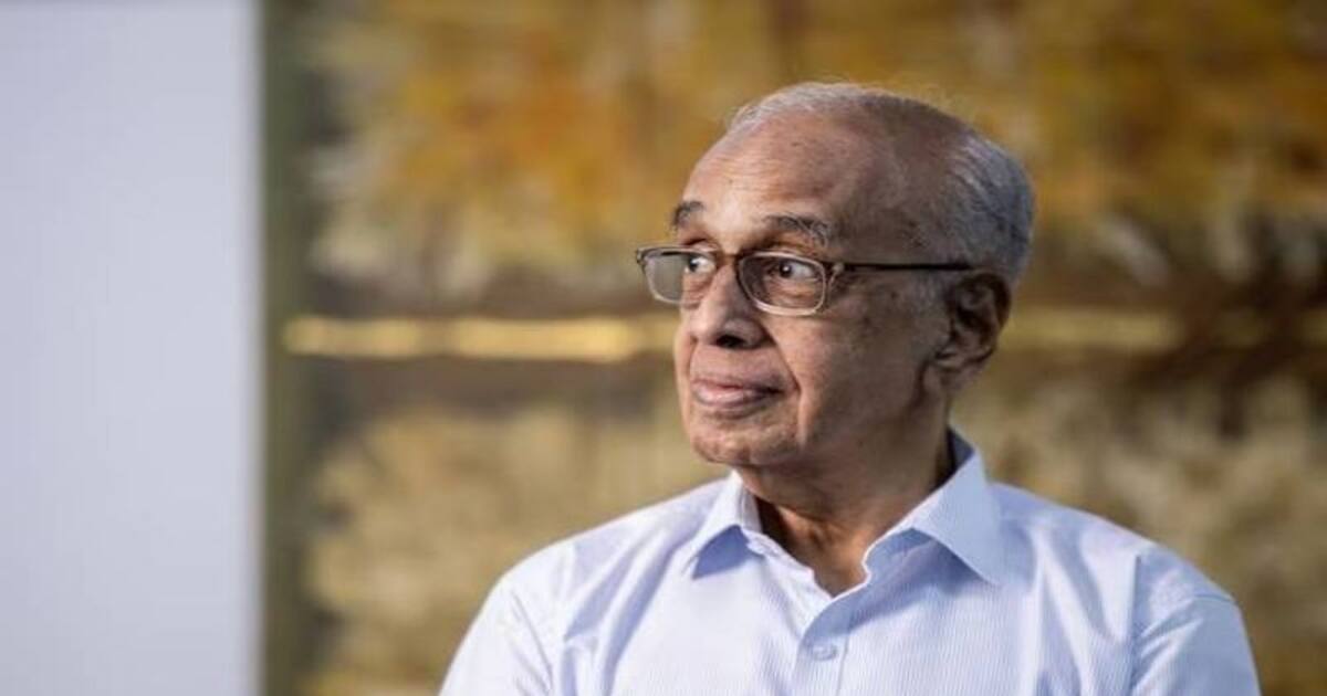 சொந்தமாக மொபைல் போன் இல்லை.. 750 மில்லியன் டாலரை வழங்கிய இந்திய தொழிலதிபர்!