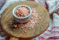 Organic vs Common Salt What is the difference and how to choose the right one iwh
