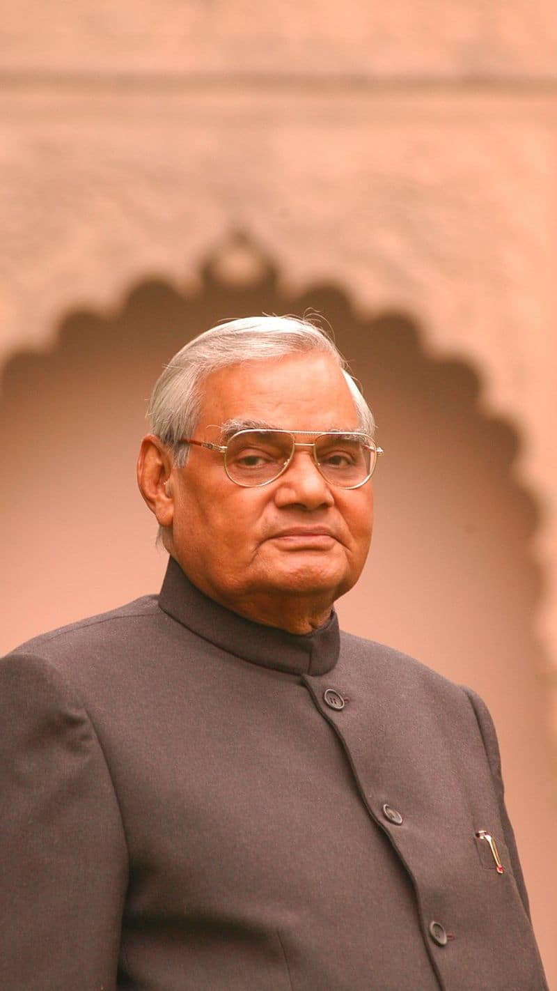 Atal Bihari Vajpayee Death Anniversary: पढ़ें अटल जी के 10 अनमोल वचन