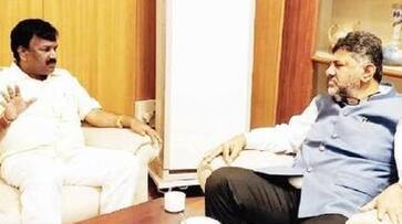 union minister a narayanaswamy met dcm dk shivakumar gvd union minister a narayanaswamy met dcm dk shivakumar gvd