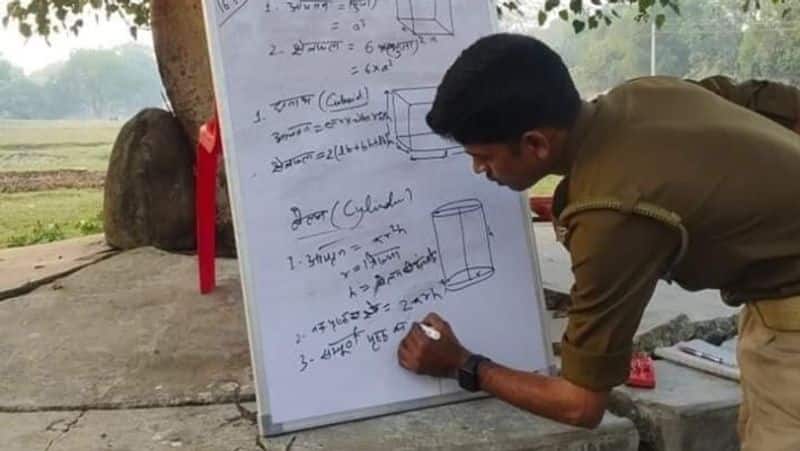 up police constable mohammad jafar gives free education to village childrens ZKAMN