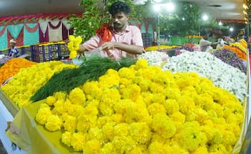 flower price rise as onam season reaches etj