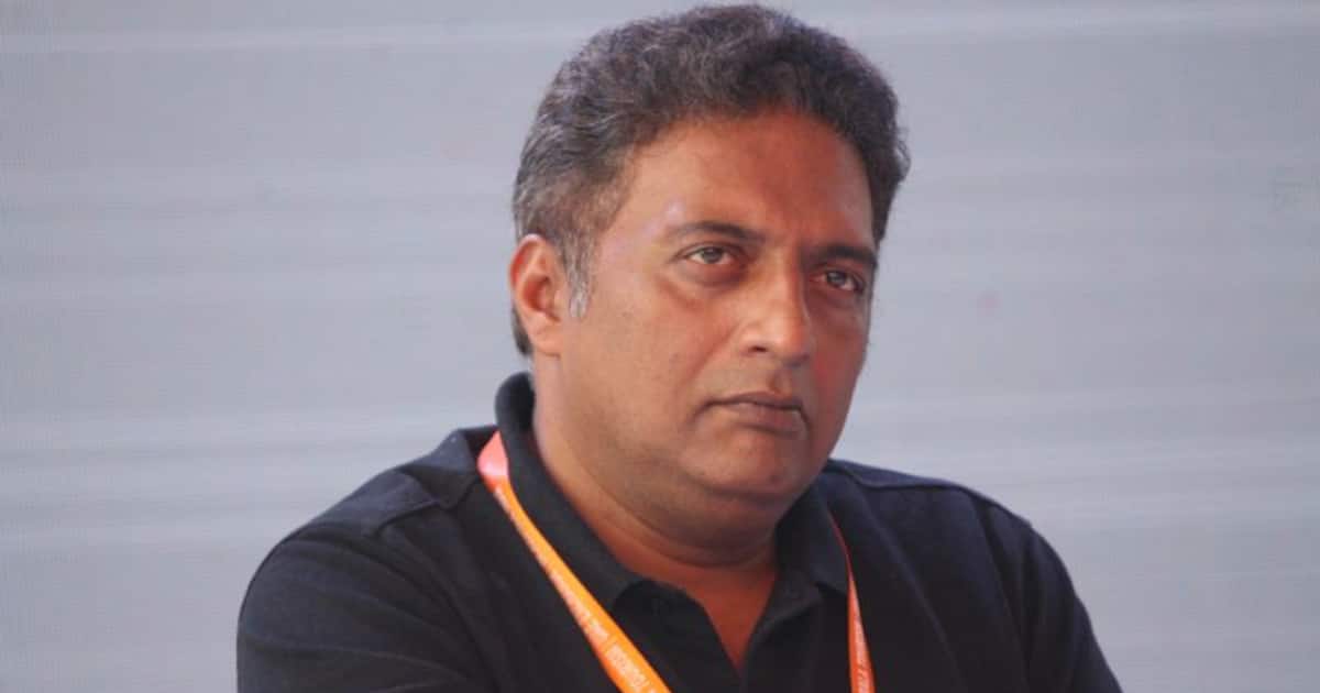 சந்திரயான் 3.. கமெண்ட் அடித்து நெட்டிசன்களிடம் சிக்கிய நடிகர் பிரகாஷ் ராஜ் - தற்போது கொடுத்த விளக்கம் என்ன?