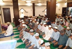 lucknow students offered namaz for chandrayaan-3 safe landing ZKAMN