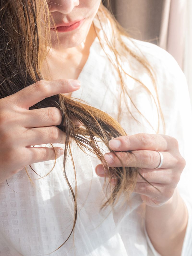 Dry hair no more 7 effective home remedies for hydration