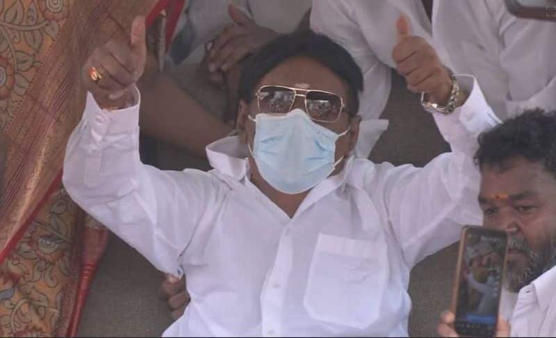 DMDK chief Vijayakanth admitted to a private hospital in Chennai-rag