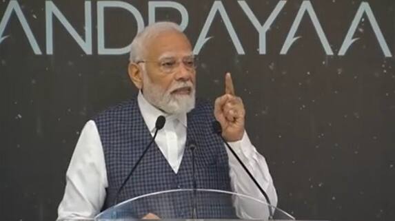 PM Modi Hails ISRO Scientists For Chandrayaan-3's Success; Check Out ...