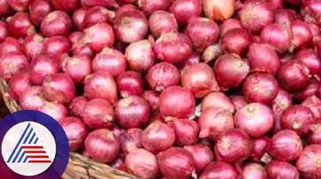 40 percent tax on pink onion Farmer in trouble at chikkaballapur rav 40 percent tax on pink onion Farmer in trouble at chikkaballapur rav